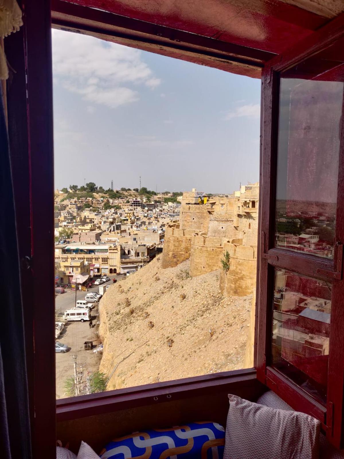 Hostel Desert Home Stay Jaisalmer Exterior photo